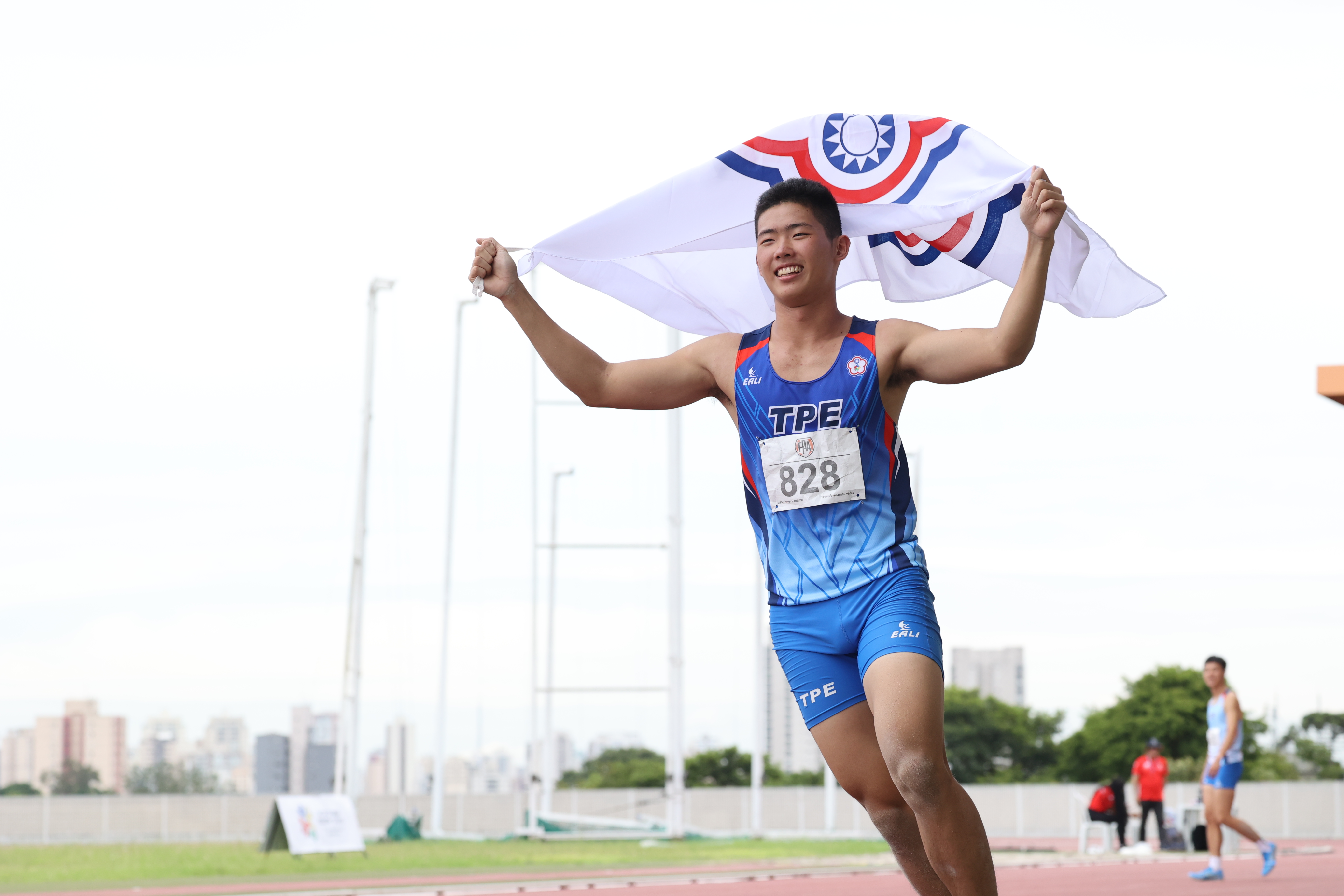 (圖)Wei Yu-tze took gold medal in the men’s long-jump at the World Deaf Youth Games 2024.